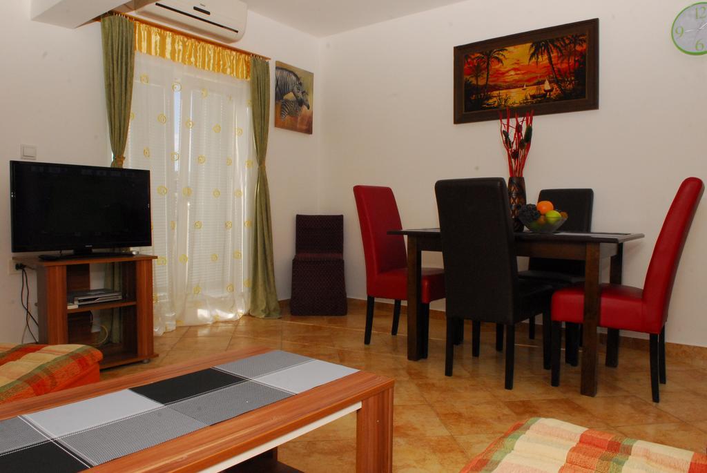 Apartments Jovan Τίβατ Εξωτερικό φωτογραφία