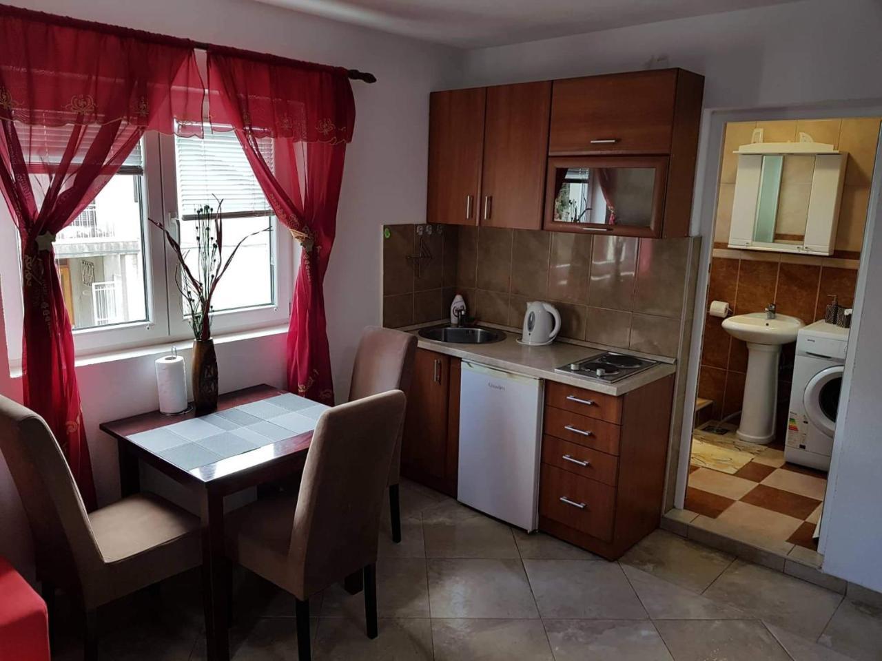 Apartments Jovan Τίβατ Εξωτερικό φωτογραφία