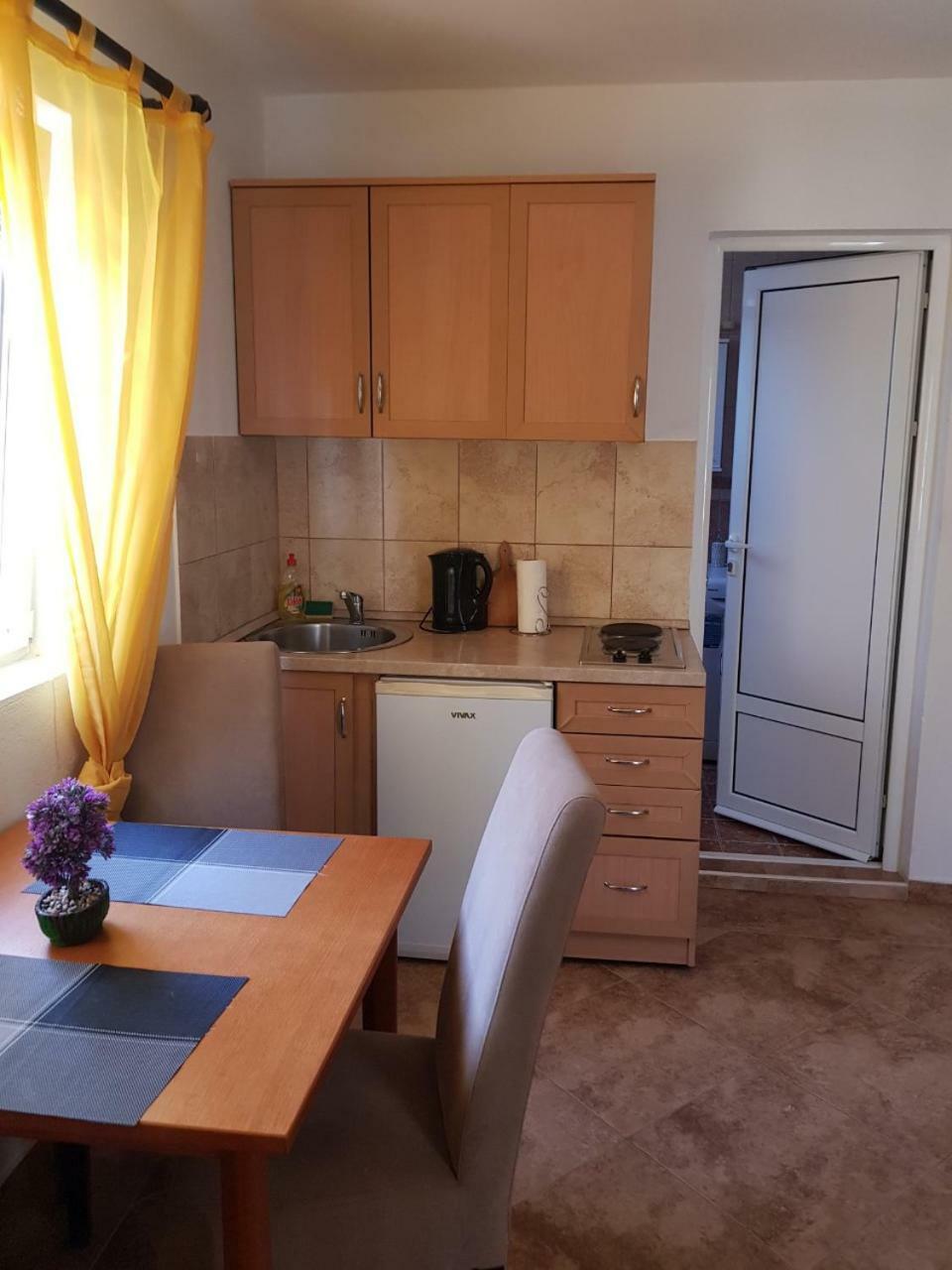 Apartments Jovan Τίβατ Εξωτερικό φωτογραφία